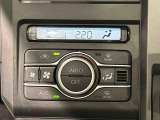 車内空調は&rdquo;AUTOエアコン&rdquo;にお任せ。運転に集中出来ますよ!