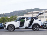 【中古車納車整備】専任メカニックによる2年定期点検相当の67項目の点検整備をご納車前に実施。主要な消耗部品は、点検の上必要であれば交換してご納車致します。