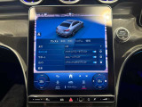バックカメラにより駐車時の後方確認も楽にできます。