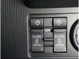 両側パワースライドドア付きだから、狭い駐車スペースなどでの 乗り降りラクラク!小さなお子さまのいるご家庭には嬉しい装備。