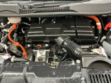 技術が詰まったエンジンルームもご覧の通りピカピカにクリーニング済みです。ハイブリッドなのでお財布にも環境にも優しいです。