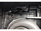 【車載工具】もしもの時も安心!緊急時に役立つ車載工具が装備されています!