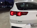 リアランプ 立体的な造形としてBMWらしい個性的なリアビューを明確化しました。