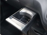 ◆ドリンクホルダー◆手の届きやすい場所にドリンクホルダーがあり、とても便利です。