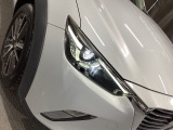 LEDヘッドライト装備!明るい白色光で夜間走行時の高い視認性を確保し、LEDならではの省電力化で低燃費にも貢献しています。