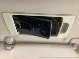 マツダ純正スマートインETC装備!サンバイザーの裏に車載器をスッキリ収納!ワンプッシュでETCカードの出し入れも簡単にできます。
