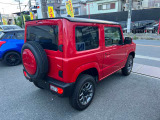 新車黒からフェラーリレッドブラックツートンNEWペイント登録済み未使用車お早めにお好きなパーツメーカでリフトUP&ボディカスタムお得に可能です是非ご相談ください