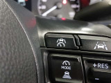 クルーズコントロール装備 アクセルを踏むことなく車速を一定キープ。高速道路も楽々走行できます。