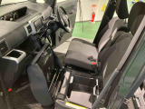 ご覧いただきありがとうございます!安心保証付きの展示車を多数揃えておりますのでお気軽にお尋ねください。