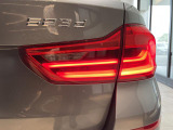 安心のBMW認定中古車は100項目の箇所を徹底的にチェック致します。機械的な箇所や電気系、コンピューターなどをご納車前に点検し、交換基準に達した部品は全て新品に修理返品した後にご納車致します。