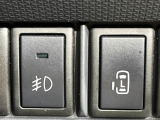 【パワースライドドア】スマートキーや運転席のスイッチでスライドドアの開閉が可能♪電動だから力を入れてドアを開ける必要が無く、小さいお子様でも、重い荷物を持っている時もラクに開け閉めできます♪