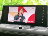 画面でテレビ番組を視聴できる装備です。停車中の待ち時間などに映像を楽しめるため、車内で過ごす時間を有効に活用できます。視聴は停車時にご利用ください。
