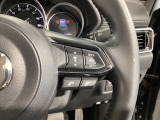 追従型クルーズコントロール付!高速道路走行時にアクセルやブレーキを操作することなく、前方車との車間距離を保つよう自動で車速をコントロールします。全車速追従機能は時速0キロから高速域までカバー!