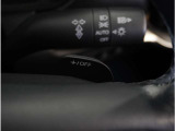 【ステアリングシフトスイッチ】ハンドルから手を離さずに素早くシフトアップ&ダウンができます。お近くの広島マツダまでお越しください。