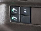 ◆パーキングセンサー◆車庫入れの時などに近くに障害物がある場合、障害物までの距離を音で知らせてくれます。
