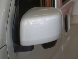 【電動格納ドアミラー】ドアミラーは電動格納式になります。お近くの広島マツダまでお越しください。