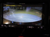 バックカメラの映像もしっかりナビ画面に表示されます♪駐車が苦手な方にも嬉しい装備ですね☆ミ