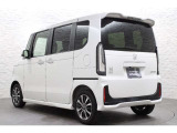 当店の展示車は、プロの業者にボディーの磨き、ルームクリーニングを依頼していますので、とてもきれいです!!ぜひ、見にいらしてください!