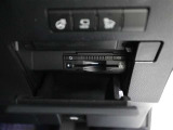 ETC車載器が搭載されているので、高速道路の乗り降りもノンストップで通過できます♪