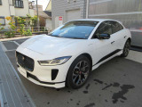 ジャガー・ランドローバー認定中古車は、165項目にもおよぶ点検整備を実施しております。専任のメカニックの入念な点検作業により徹底した品質の提供をお約束いたします。