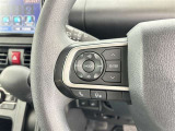 ステアリングスイッチ装備!運転しながら手元でオーディオの操作などができます。