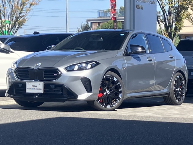 1シリーズ M135 xドライブ 4WD 