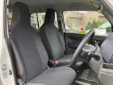 知識豊富なメカニックスタッフとスズキ車専用コンピューター診断機でお車購入後のカーライフをサポートいたします!