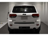 リアから見てもJeepだとすぐに分かります。