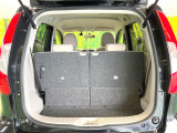 普段のお買い物や通勤、送迎等に十分な荷室スペースを確保しております。セカンドシートを倒すと、大きな荷物の積載も可能です♪