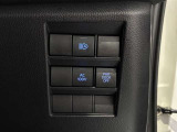 オートマチックハイビームとは、先行車や対向車のライトを認識し、ハイビームとロービームを自動で切り替える機能です。夜道の視界を確保します。詳細は販売店スタッフまでおたずねください。