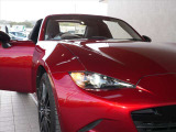 神戸マツダ神戸西インター店は、通常ディーラー+&alpha;の次世代型店舗としてROADSTER EXPERIENCE SPACEの冠を掲げ、「いつでも・誰でも・気軽に会いに行ける」ロードスターUカー専門店。