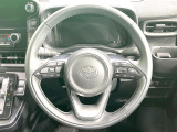 【純正革巻きステアリング】上質な革を使用することで、手にしっかり馴染みとても運転しやすいハンドルです♪