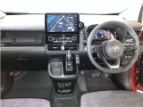 この車で色んな場所へドライブに出かけてみませんか。