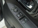 ◆パワーウィンドウスイッチ◆運転席から全席の窓の開閉操作を行うことが出来いつでも換気ができます!