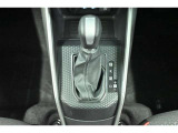 修復歴なし。修復歴(車体部(主に内側)の骨格部分の損傷による部位交換あるいは修正・補修)はありません。