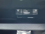 【私たちのモットー】お客様と永くお付き合いさせて頂き、また次の乗りかえの際にお車選びのお手伝いをさせて頂く事が理想です。その為にアフターサービスを含めたトータルサポートを心掛けております。