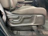 運転席のポジション変更可能!ご自身の運転しやすいポジションでの運転が可能です!