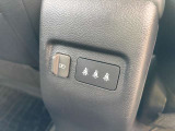 後席用にもUSB端子が搭載されていて、充電等に役立ちますね♪