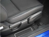 ◆シートハイトアジャスター◆運転席を上下に高さ調節ができます!運転ポジションを体格に合わせてシート調整できます。