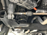 お車を安心してお乗りいただく為には、足回りの定期点検が欠かせません。サービスサポート(有償保証)では無料点検もご提供しており、安心のカーライフをお過ごしいただけるサポート体制が整っています。