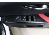 運転席ドアスイッチ回りの画像です