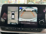 【アラウンドビューモニター】周囲を見渡せる映像で、スムースな駐車をサポートします