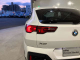 リアランプ 立体的な造形としてBMWらしい個性的なリアビューを明確化しました。
