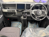 N-VAN ファン 4WD 