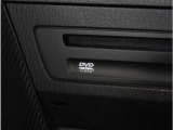 【DVD】DVD再生可能です。お好きな映画、ドラマ、アニメを車内でお楽しみください。