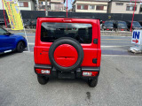 新車黒からフェラーリレッドブラックツートンNEWペイント登録済み未使用車お早めにお好きなパーツメーカでリフトUP&ボディカスタムお得に可能です是非ご相談ください