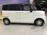 エンジンルーム、室内、クリーニング済みです。厳選したお車を屋内展示場にて展示中☆車両品質には自信がございます!ぜひ一度ご来店ください!!
