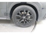 235/50R20タイヤを装備しています。※各ホイールのキズ等をご確認くださいませ。