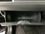 専門業者にて内外装のクリーニングを実施しております!