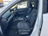 在庫車両に関してはお客様により良いものをご提供する為に品質に拘って仕入れを行っております。各お車の状態はそれぞれですのでご商談時に当店スタッフがご説明させて頂きますのでご安心くださいませ。